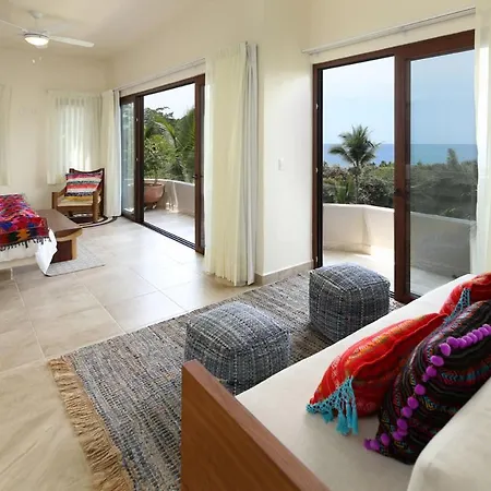 Casa Sayulita, Mistika-2